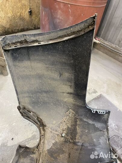 Задний Бампер