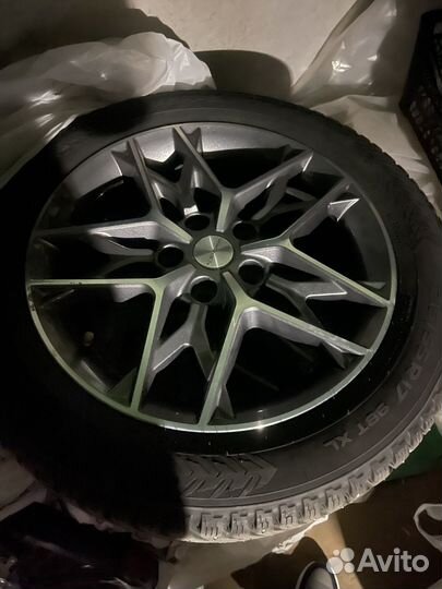 R17 Nokian Tyres Hakkapeliitta 8 SUV 215/55, PCD 5x114.3 DIA 67.1