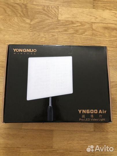 Постоянный свет Yongnuo 600 air