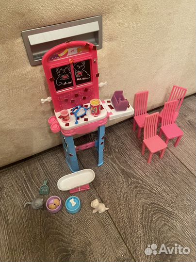 Барби мебель, машина, шкаф, аксессуары