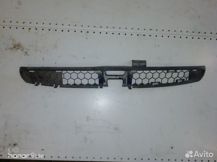 Решётка радиатора симбол клио