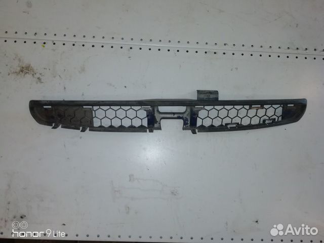 Решётка радиатора симбол клио