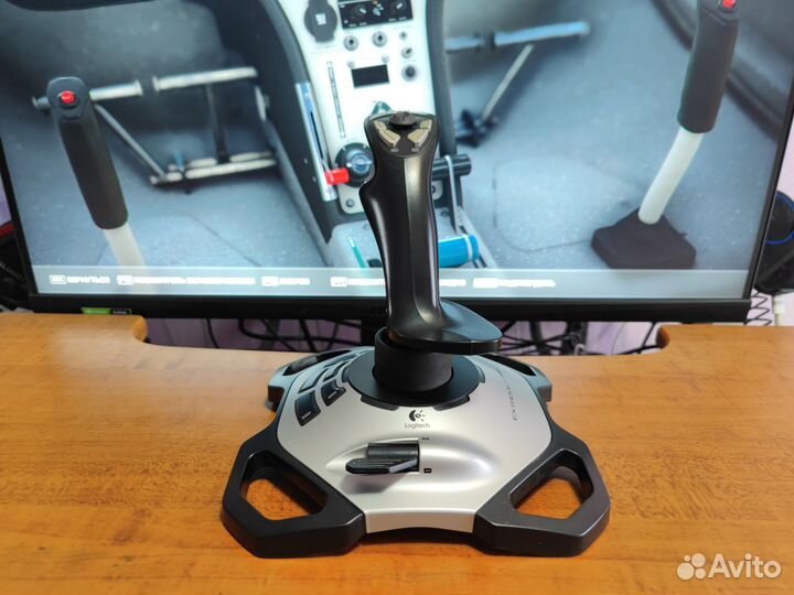 Джойстик Logitech Extreme 3D Pro