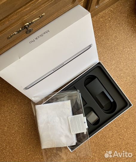 Коробка от MakBook Pro, 13-inch, Mid 2014