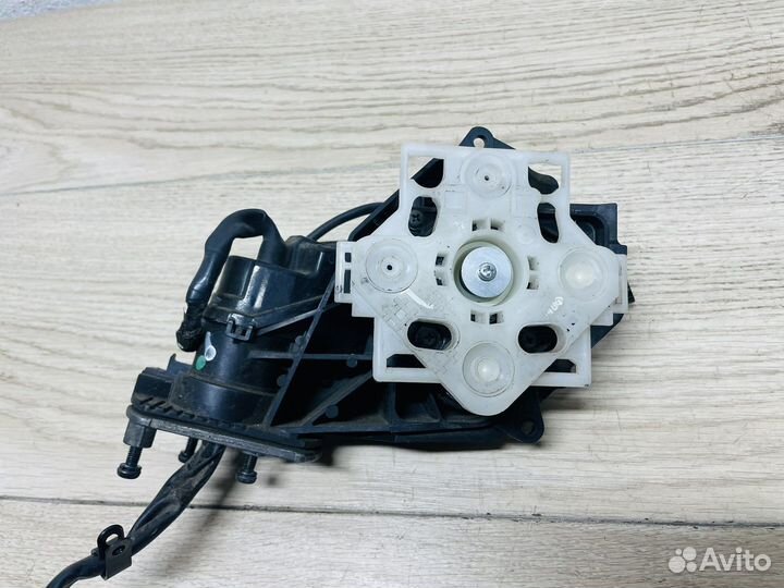 Механизм правого зеркала Honda Accord 8 CU