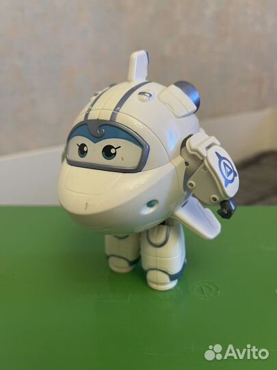 Игрушка Самолет Суперкрылья