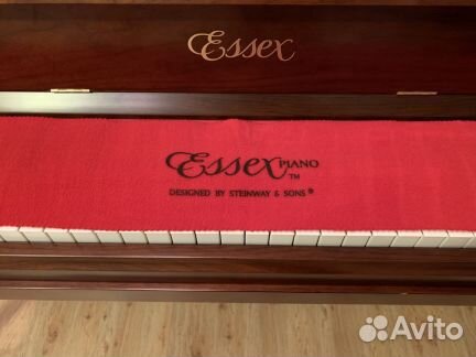 Пианино Essex by Steinway