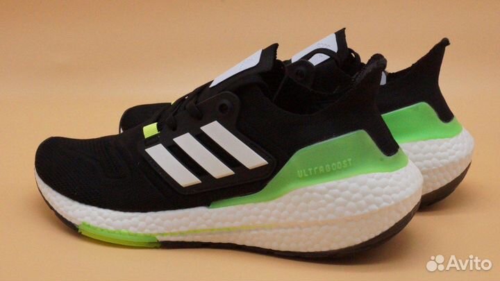 Adidas UltraBoost 22 'Black Solar Green'