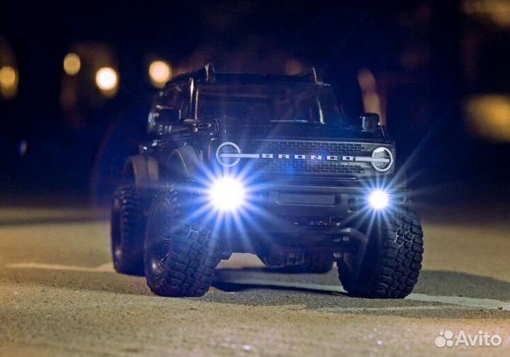 Traxxas TRX-4M 1/18 ford bronco crawler