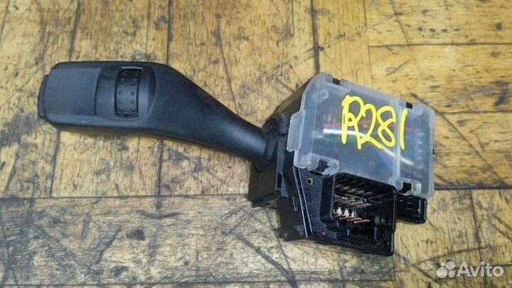 Переключатель стеклоочистителей Ford Focus 2 1.6