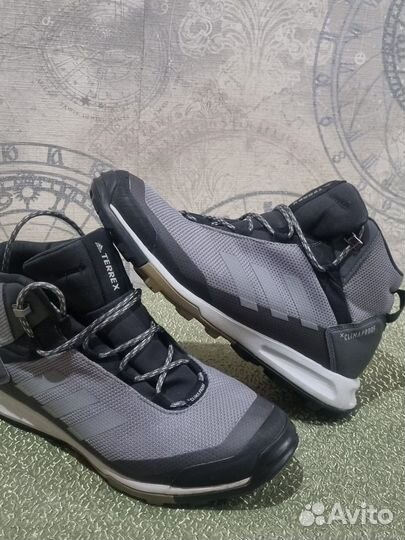 Зимние кроссовки Adidas terrex