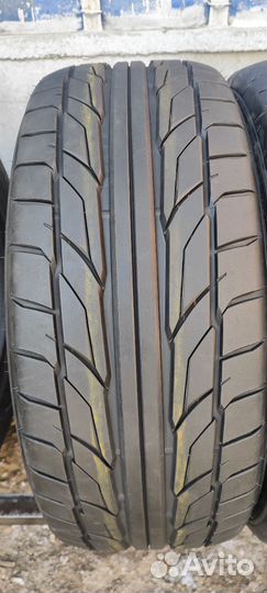 Nitto NT555 G2 235/50 R18 101Y