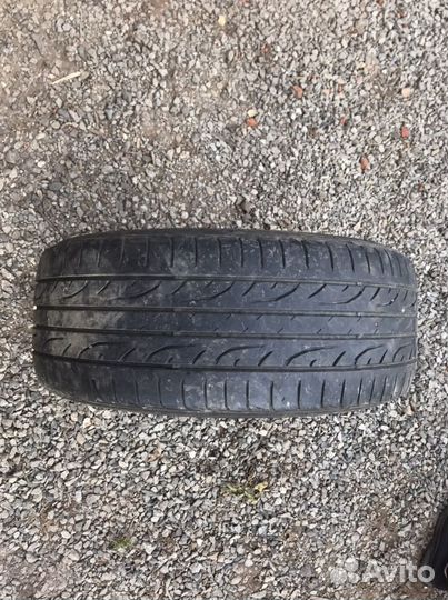 Dunlop Axiom Plus 225/50 R17