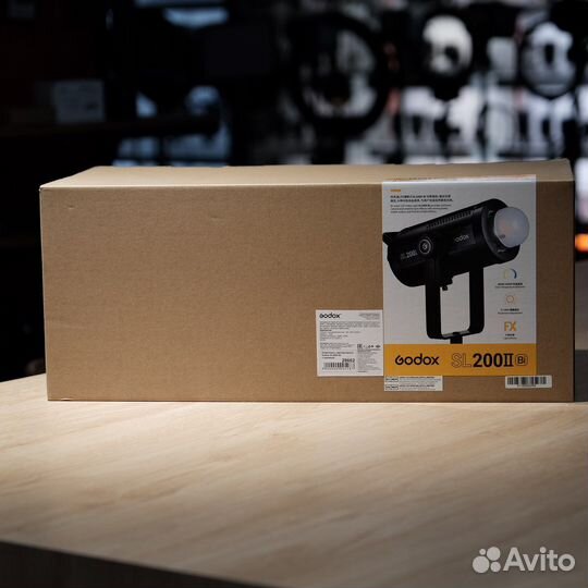 Осветитель светодиодный Godox sl200ii Bi студийный