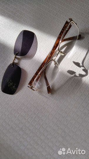 Очки с диоптриями и солнцезащитной насадкой