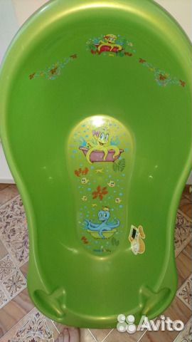 Ванночку, горшок и д/сиденья 