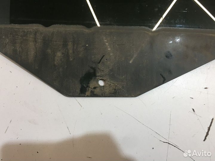 Стекло двери заднее правое (Land Rover Freelander)