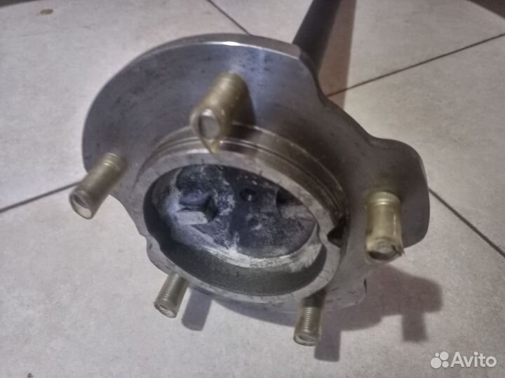 Задняя правая полуось Suzuki Grand Vitara 1998-05г