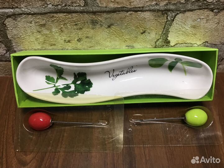 Выкладка для оливок и маслин фарфоровая Из Греции