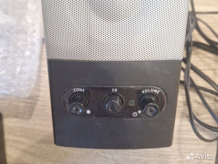 Компьютерные колонки genius