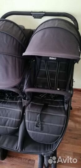 Коляска для двойни