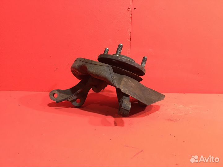 Кулак для Hyundai Matrix G4ED, 1.6 dohc (Б/У)