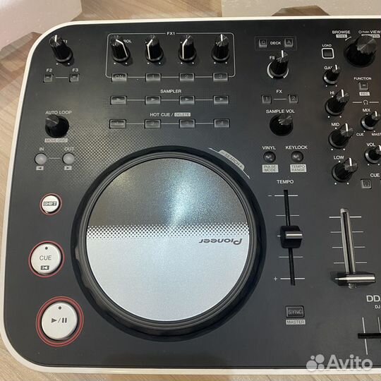 Dj контроллер Pioneer ddj ergo v состояние нового
