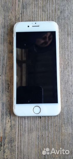 Телефон iPhone 6s