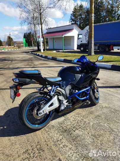 Honda CBR 600 RR 2015