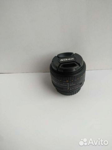 Nikon 50mm f/1.8D AF Nikkor