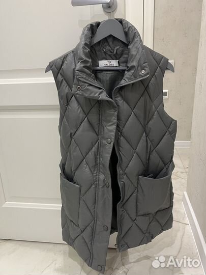 Жилетка женская утепленная