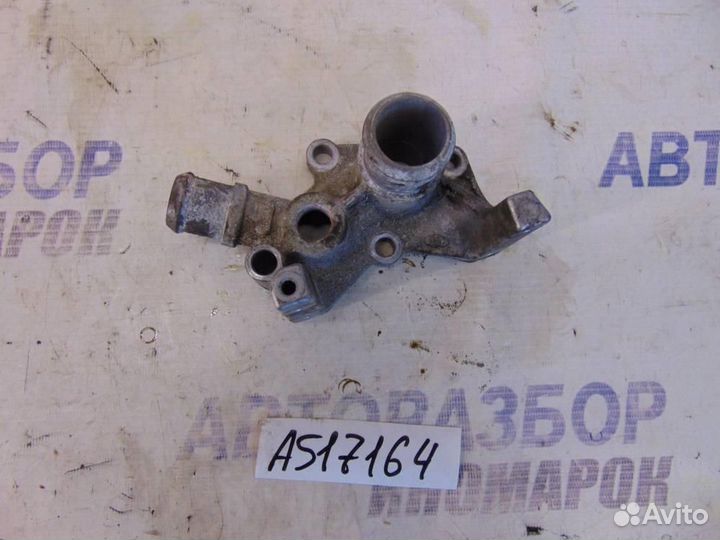 Фланец двигателя системы охлаждения для Ford Fiest