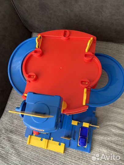 Гараж, парковка Полесье