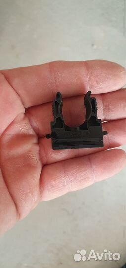 Держатель DN 12 мм, полиамид, цвет черный