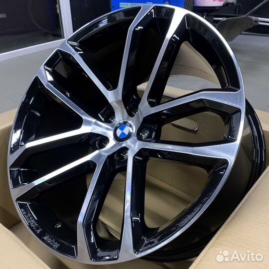 Диски на BMW бмв X6 G06 R21 дизайн lumma CLR