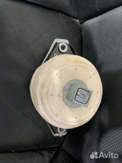 Опора двигателя mercedes