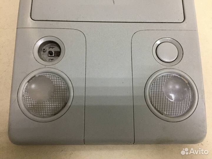 Плафон салонный Suzuki Grand Vitara 2005-2015