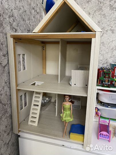 Домик кукольный
