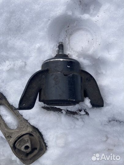 Подушка двигателя правая Hyundai solaris kia rio