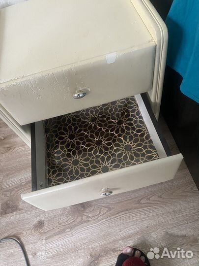 Тумба прикроватная 2 шт бу