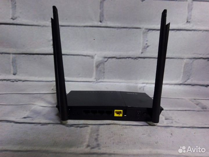 Wi-Fi Роутер D-Lihk DIR-825 в рассрочку