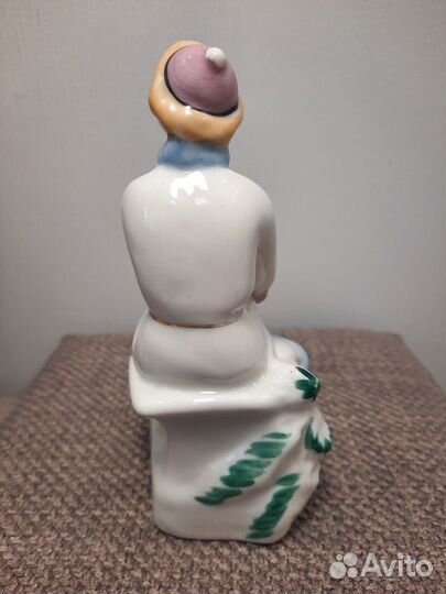 Фарфоровые статуэтки
