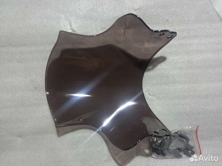 Стекло ветровое Suzuki GSF/Honda CB