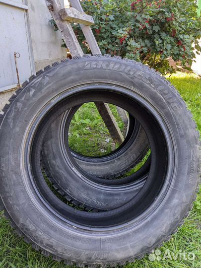 Bridgestone Blizzak Spike-01 185/60 R15