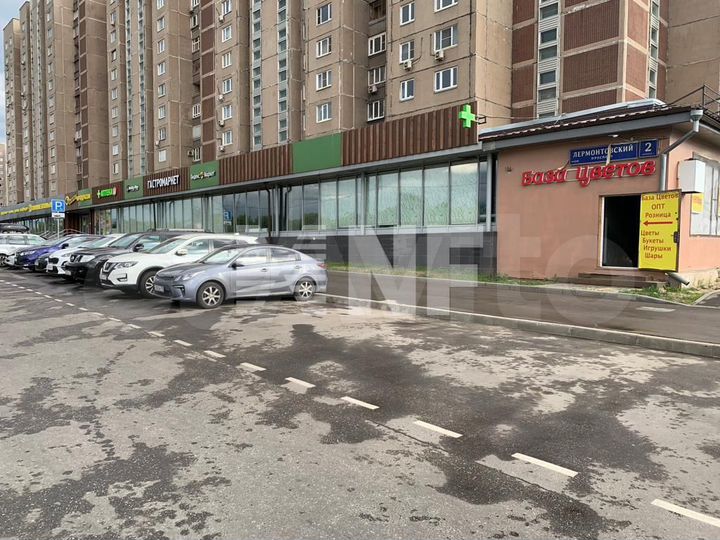 Продам торговое помещение, 349.68 м²