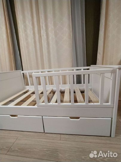 Кроватка детская