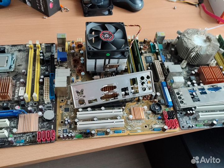 Материнская платы с процессорами
