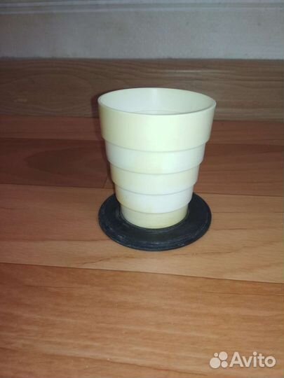 Складной стаканчик