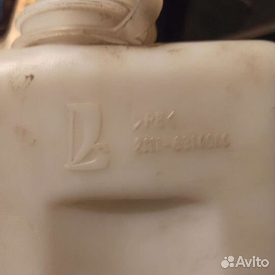 Бачок омывателя на заднее стекло