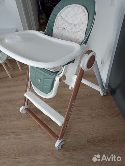 Стульчик для кормления happy baby berny v2